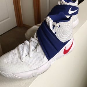 22 Nike Kyrie 2 Men’s Shoes